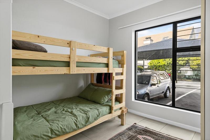 To Let 2 Bedroom Property for Rent in Somerset West Western Cape